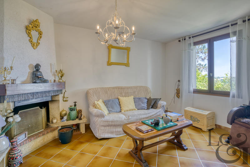 Maison - 92 m² - 4 pièces