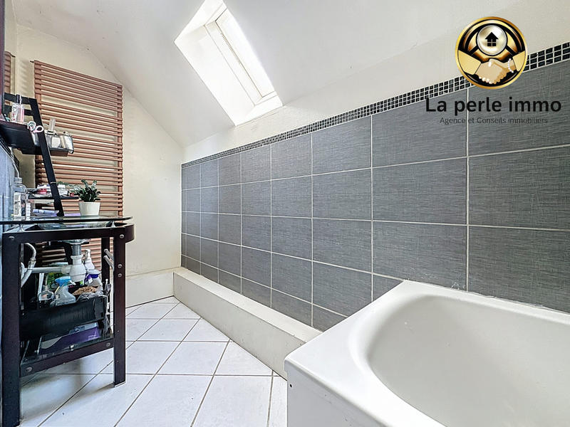 Maison - 120 m² - 7 pièces