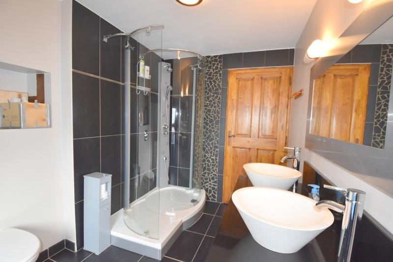 Maison - 141 m² - 6 pièces