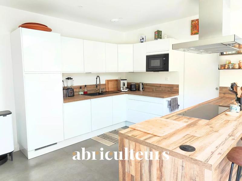 Maison - 169 m² - 6 pièces