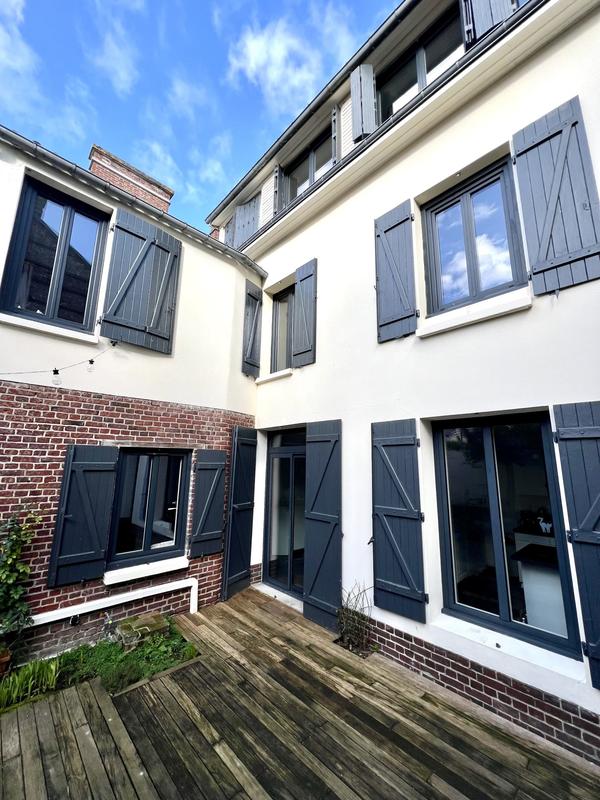 Maison - 147 m² - 7 pièces