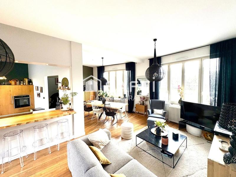 Villa - 190 m² - 8 pièces