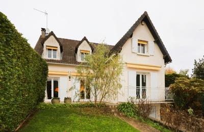 Maison - 167 m² - 7 pièces