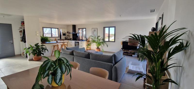 Maison - 102 m² - 4 pièces