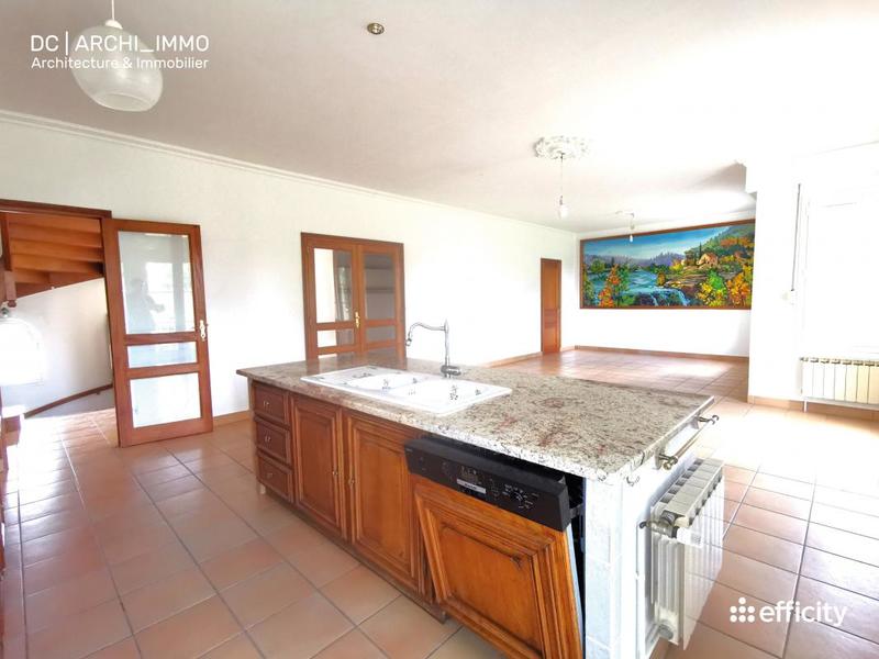 Maison - 500 m² - 16 pièces