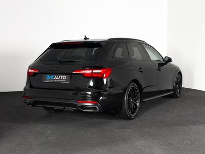 Audi A4 Avant s-Line 30 Tdi 136ch Ja18p Semi Virtual Cockpit Carplay Regul Blackline s-Tronic Mhev