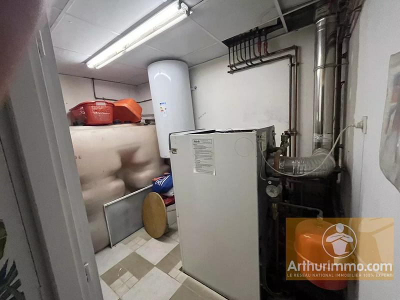 Maison - 274 m² - 10 pièces