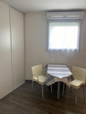 Studio - 25 m² - 1 pièce