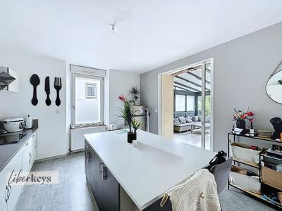 Appartement - 98 m² - 4 pièces