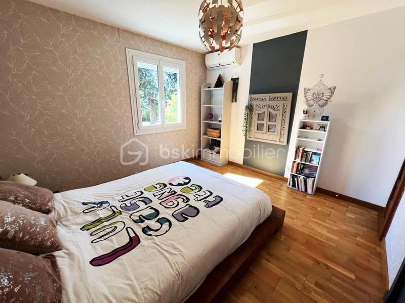 Maison - 144 m² - 8 pièces