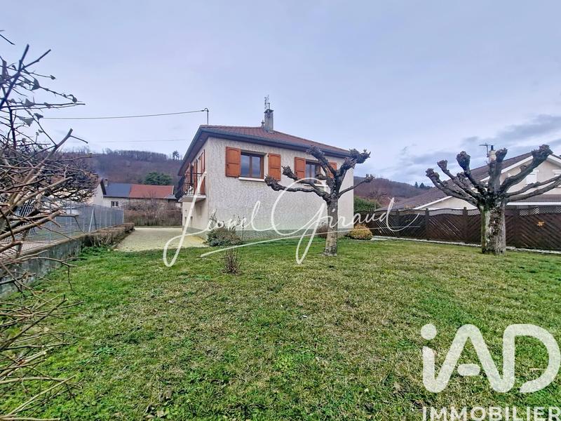 Maison - 77 m² - 4 pièces