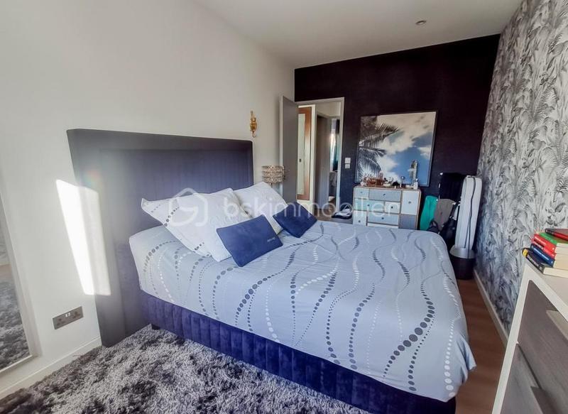 Maison - 80 m² - 5 pièces