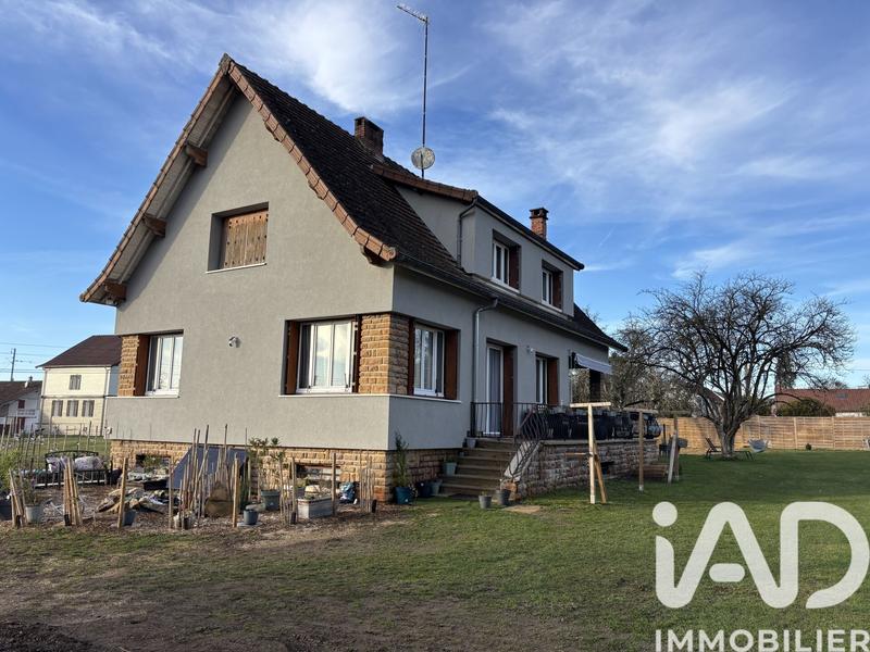 Maison - 177 m² - 7 pièces