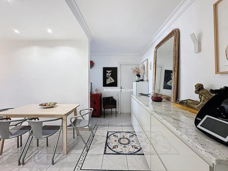 Appartement - 125 m² - 4 pièces