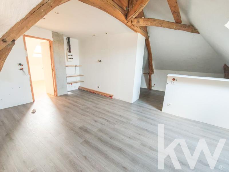 Maison - 268 m² - 12 pièces
