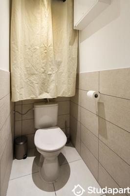 Chambre - 11 m² - 1 pièce