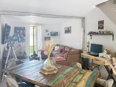 Immeuble - 174 m² - 8 pièces