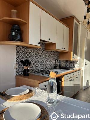 Chambre - 12 m² - 1 pièce