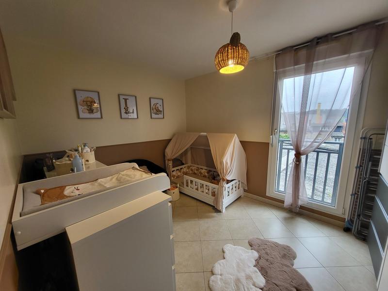 Appartement - 85 m² - 3 pièces