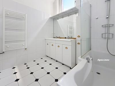 Appartement - 91 m² - 4 pièces