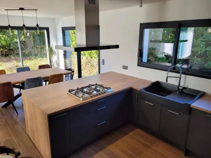 Maison - 144 m² - 6 pièces