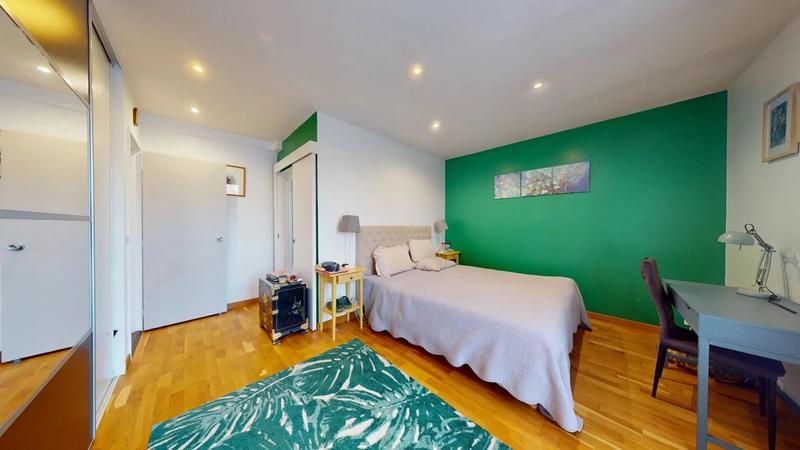 Maison - 188 m² - 7 pièces