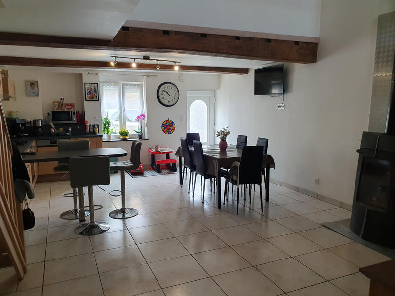 Maison - 161 m² - 6 pièces