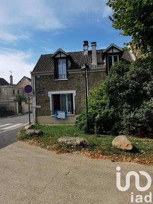 Maison - 95 m² - 4 pièces