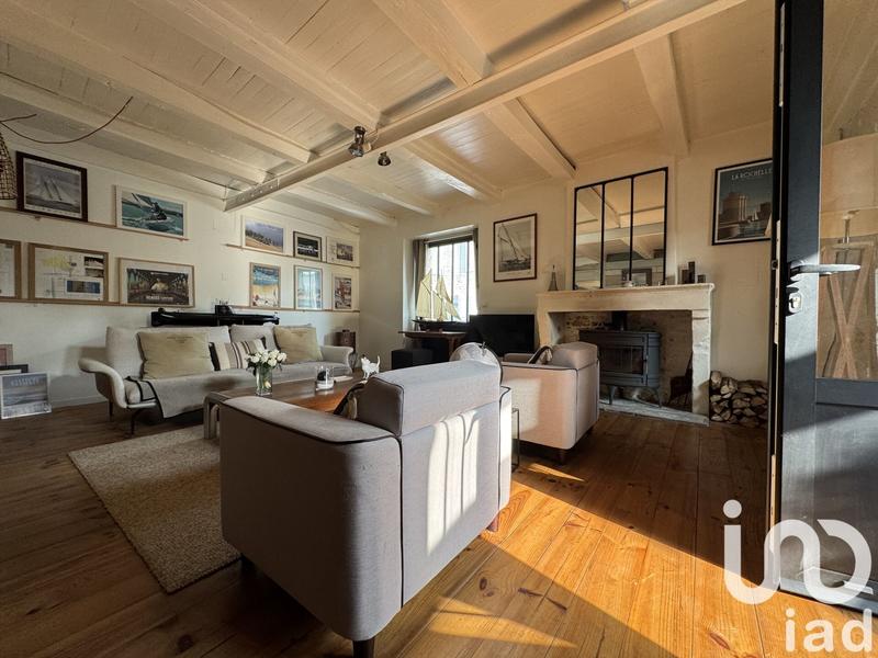 Maison - 180 m² - 7 pièces