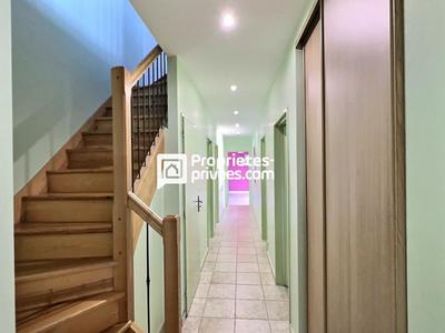 Maison - 190 m² - 5 pièces