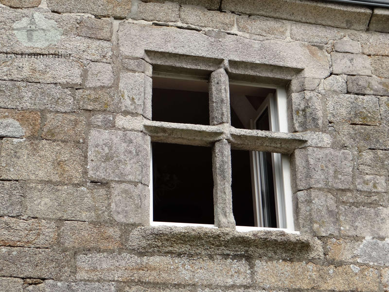 Propriété - 290 m² - 13 pièces