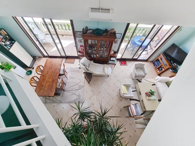 Duplex - 145 m² - 4 pièces