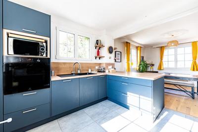 Maison - 195 m² - 9 pièces