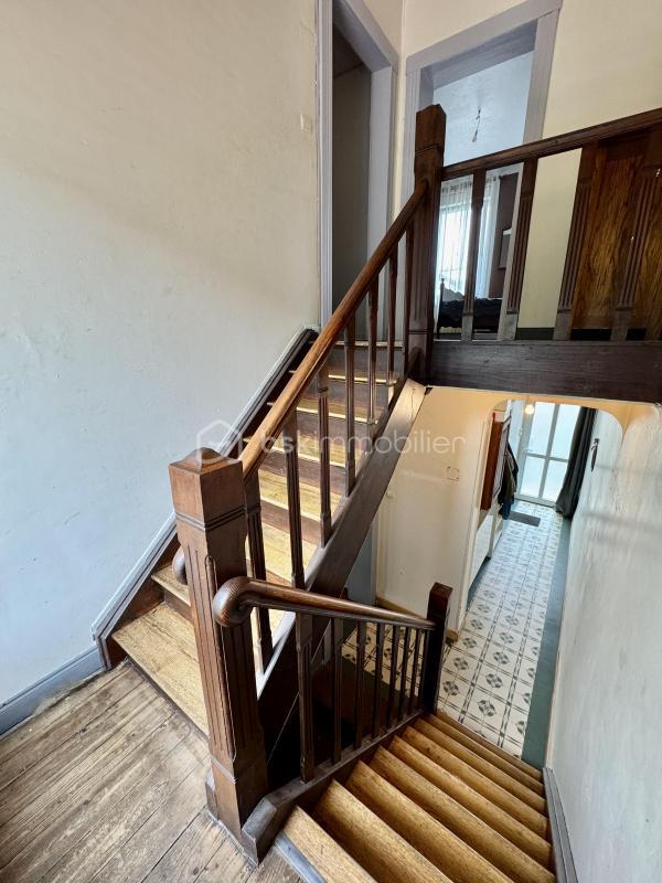 Maison traditionnelle - 105 m² - 5 pièces