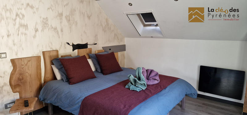 Maison ancienne - 362 m² - 15 pièces