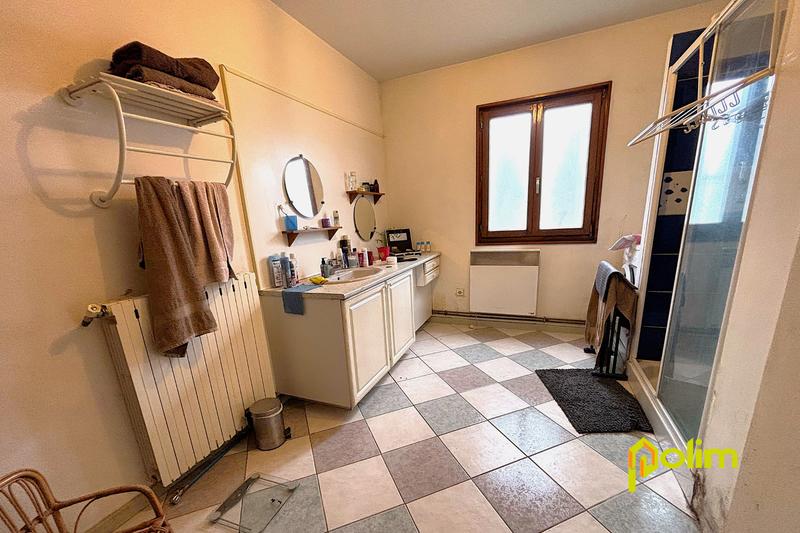 Maison - 187 m² - 7 pièces