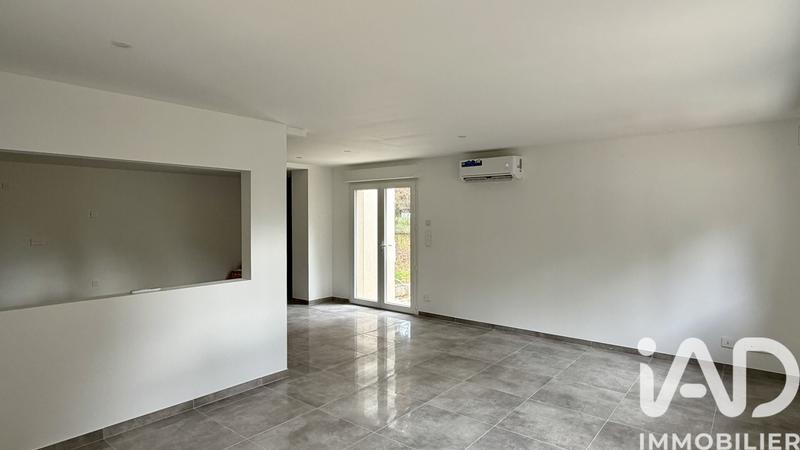 Maison - 110 m² - 4 pièces