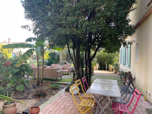 Maison - 217 m² - 6 pièces