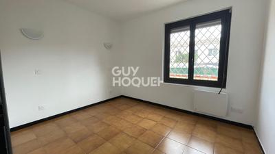 Maison - 92 m² - 5 pièces