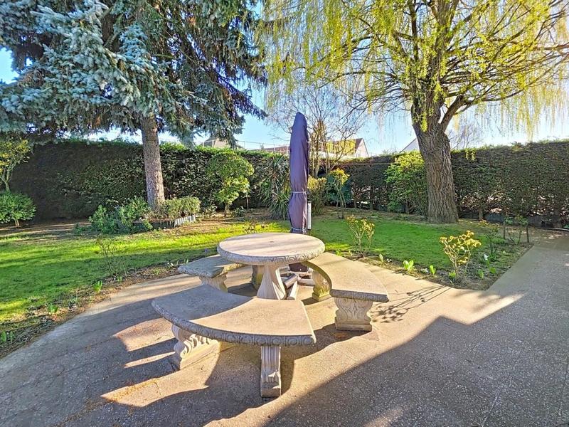 Maison - 110 m² - 6 pièces