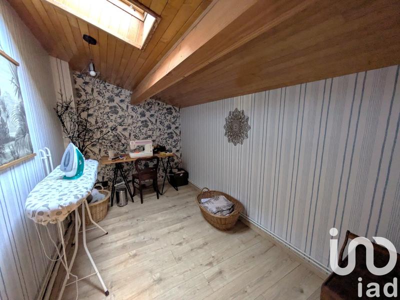 Maison - 235 m² - 10 pièces