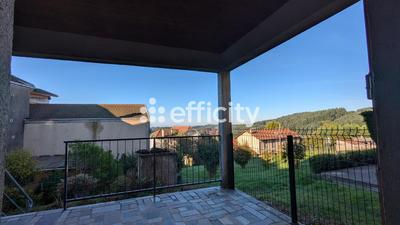 Maison - 96 m² - 5 pièces