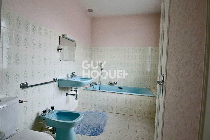 Maison - 165 m² - 5 pièces