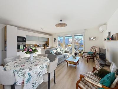 Appartement - 75 m² - 3 pièces