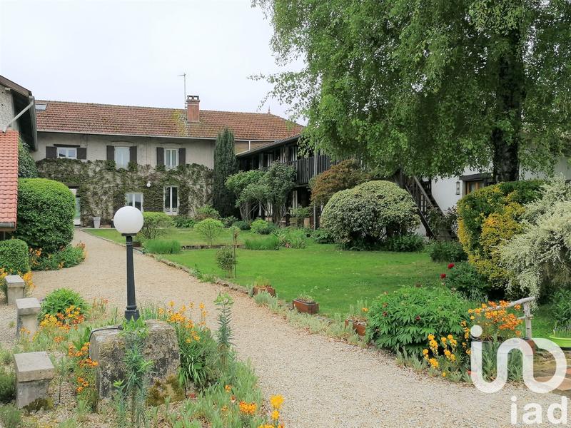 Maison - 604 m² - 21 pièces