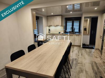 Maison - 90 m² - 4 pièces