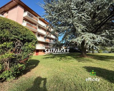 Appartement ancien - 71 m² - 3 pièces