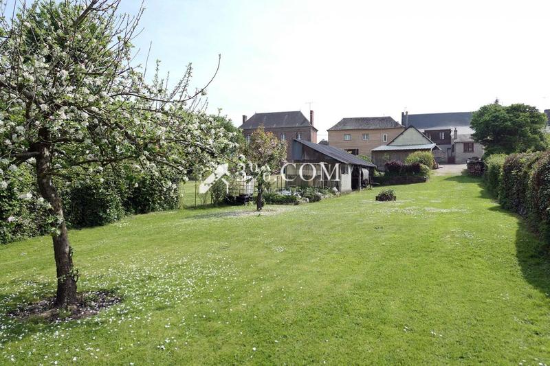 Maison - 234 m² - 11 pièces