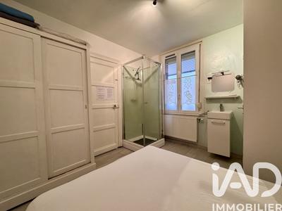 Maison - 102 m² - 8 pièces