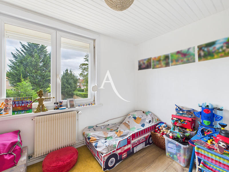 Maison - 104 m² - 5 pièces